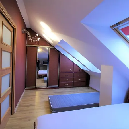 Euro 24 Swiemirowska Appartement